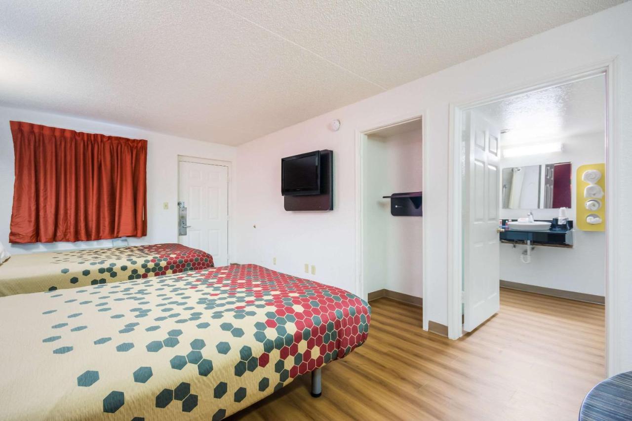 Econo Lodge Del City Extérieur photo