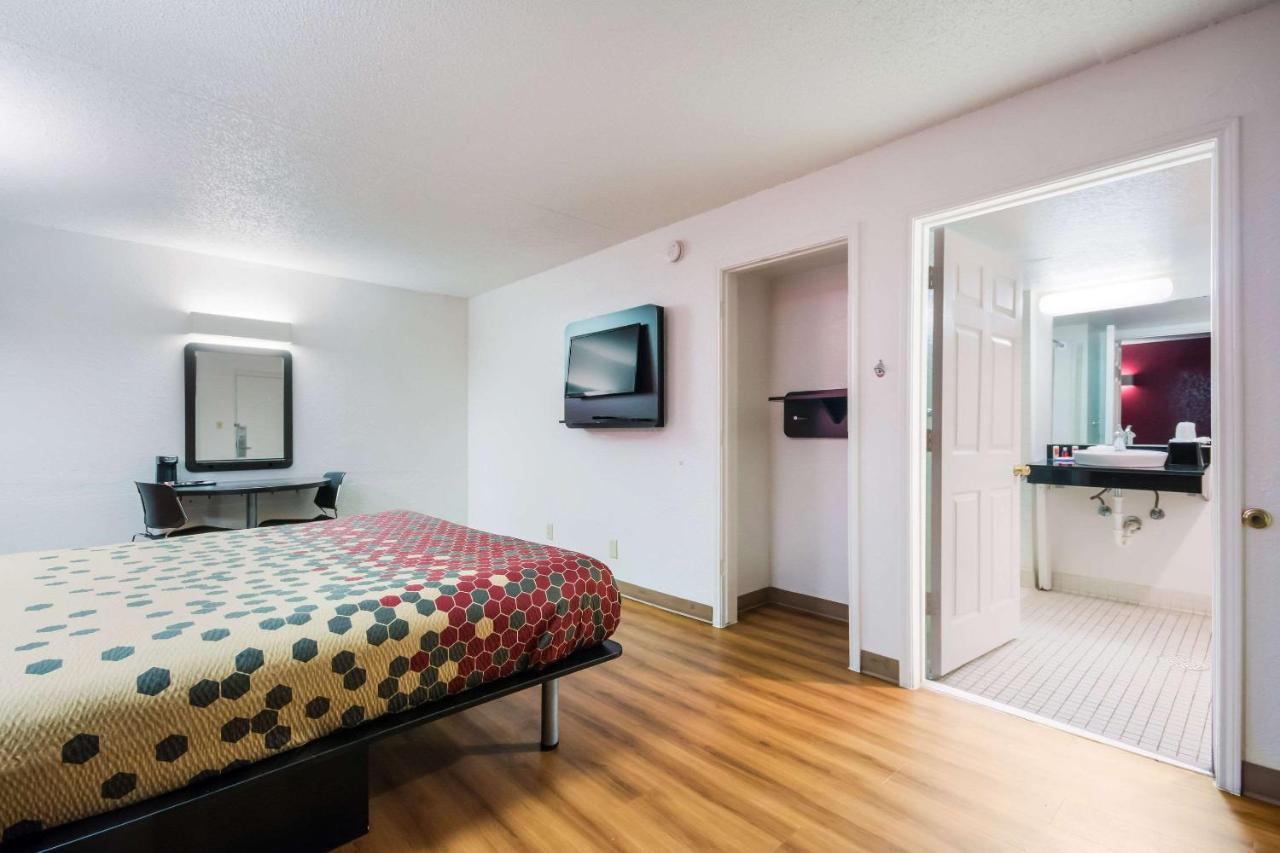Econo Lodge Del City Extérieur photo