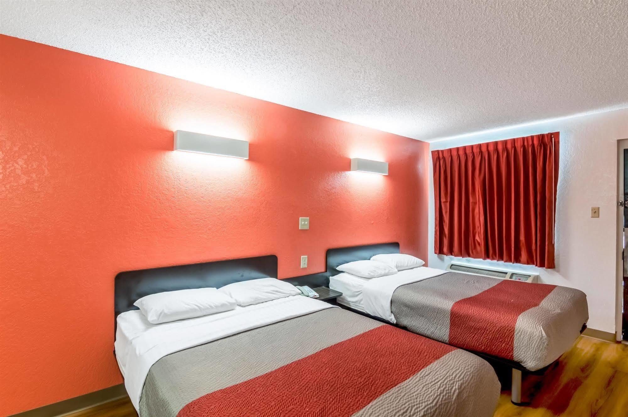 Econo Lodge Del City Extérieur photo