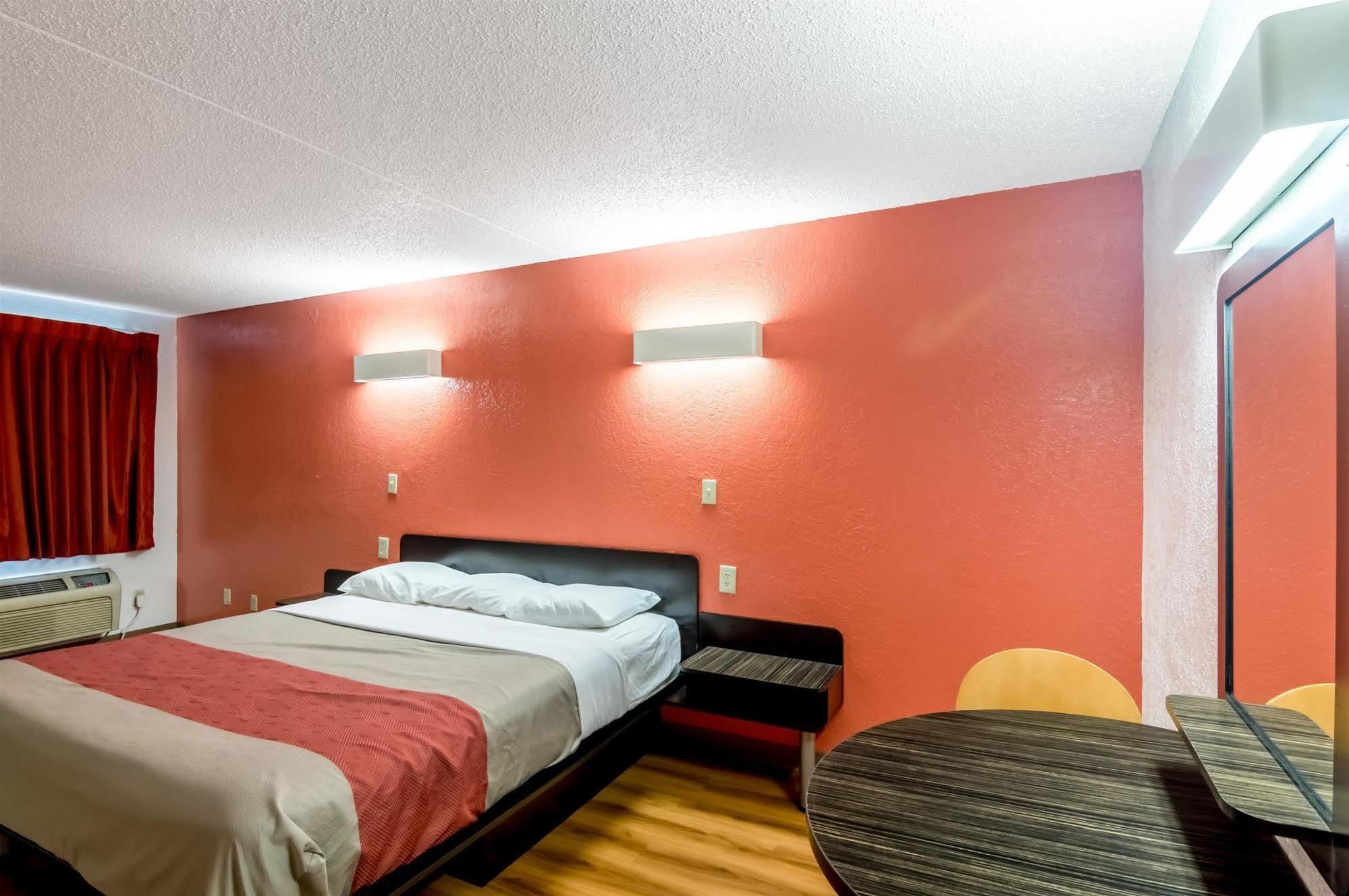Econo Lodge Del City Extérieur photo