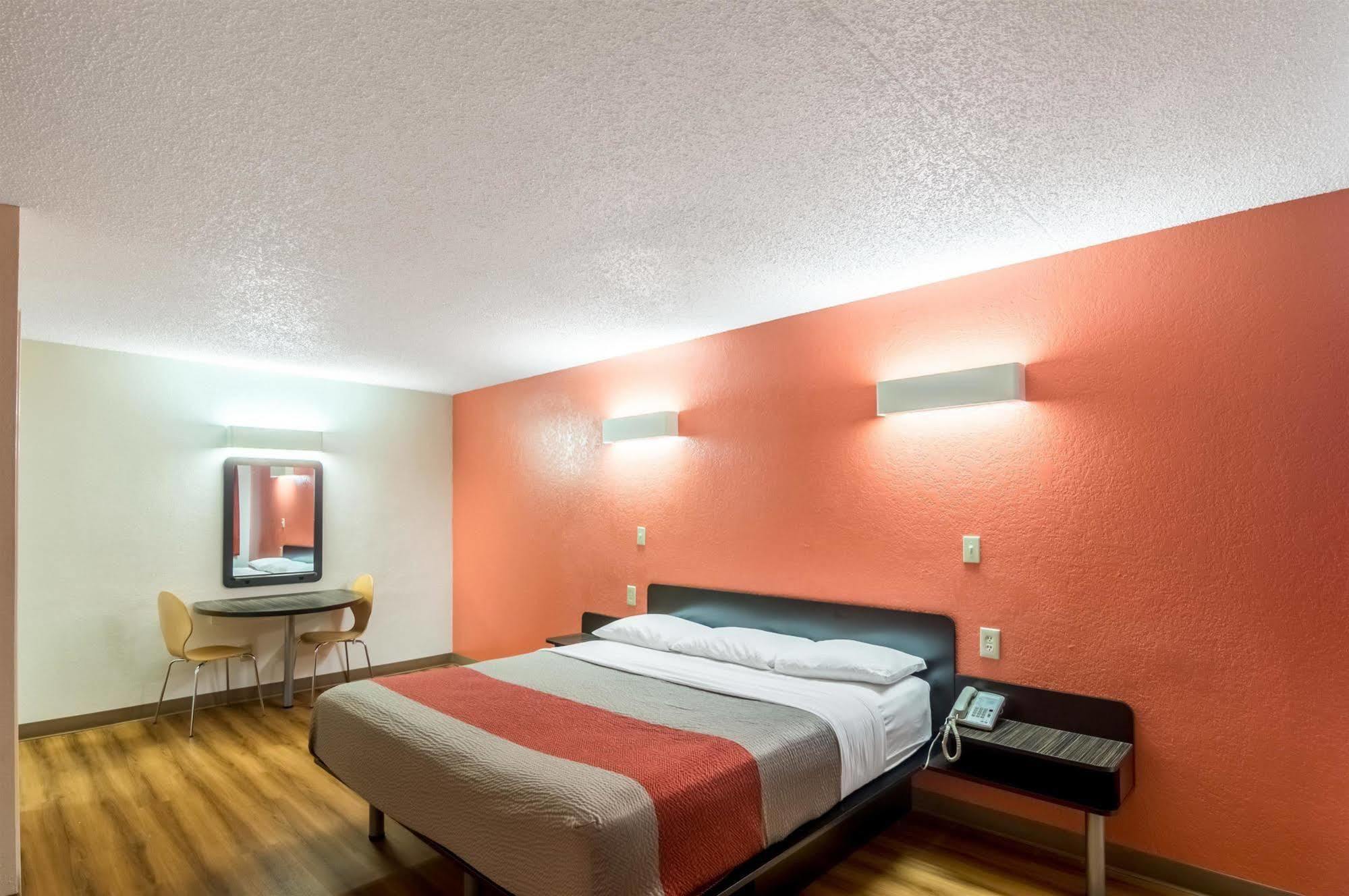 Econo Lodge Del City Extérieur photo